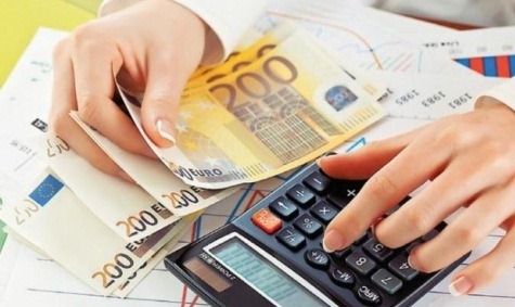 Tavani tek interesat e kredive- Mikrofinanca kunder: Kosto dhe rrezik i larte